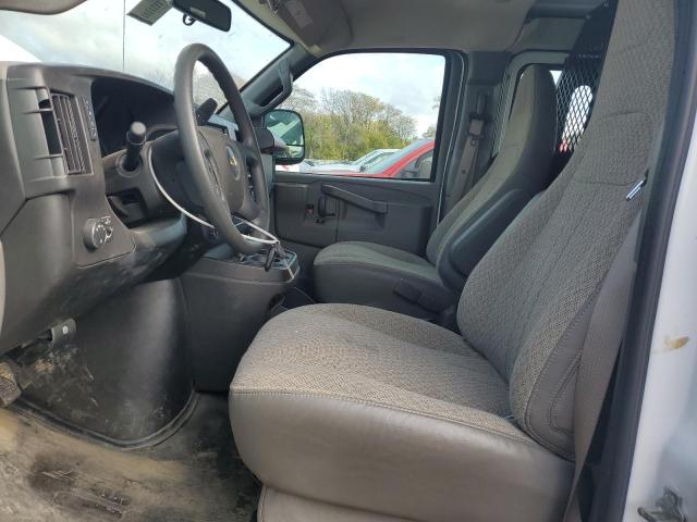 Chevrolet Express Image 7