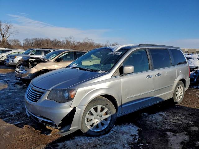  Salvage Chrysler Minivan
