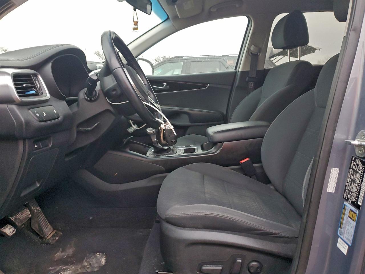 Kia Sorento L Image 10