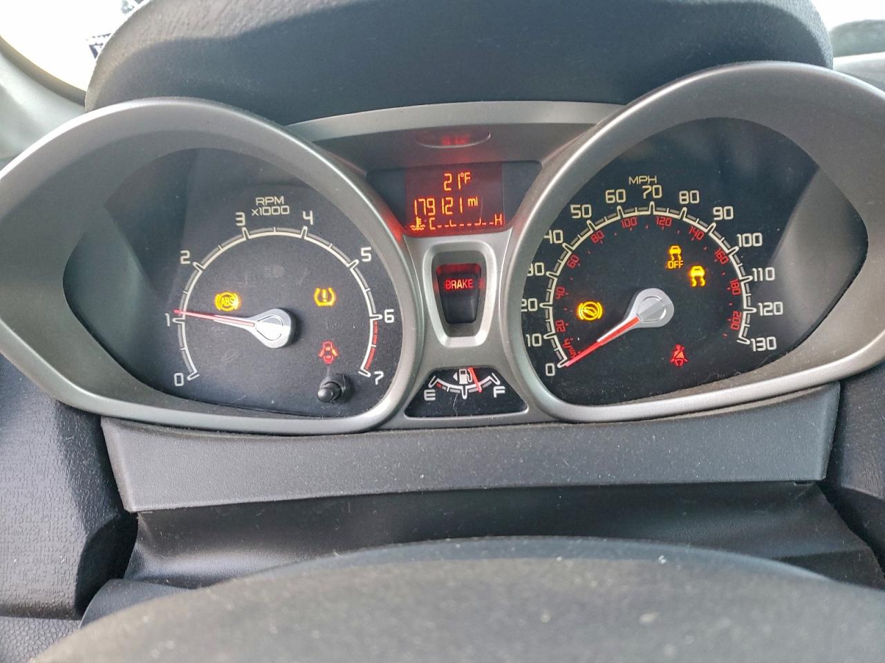 Ford Fiesta Se Image 5