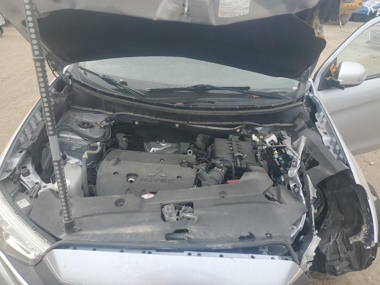 Mitsubishi Outlander Es Image 13