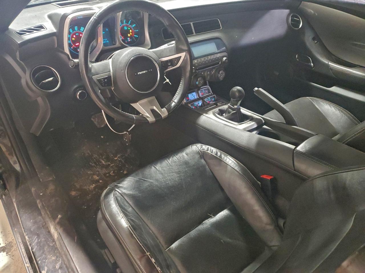 Chevrolet Camaro Lt Image 12