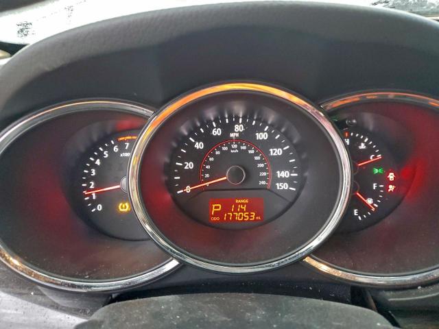 Kia Sorento Base Image 9