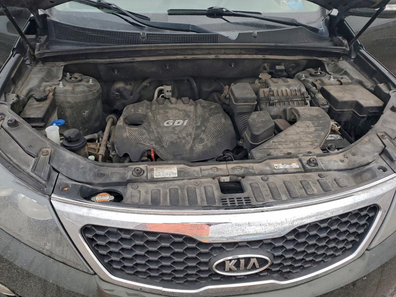 Kia Sorento Base Image 12