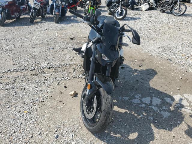 Kawasaki Zr900 S S Image 3