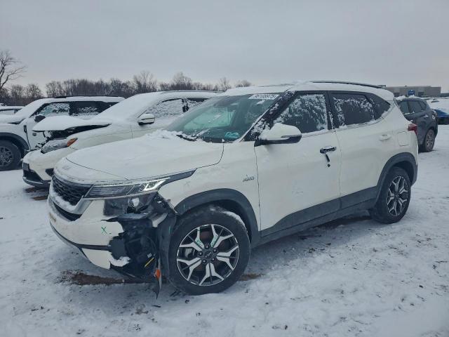  Salvage Kia Seltos