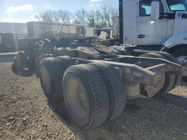 Freightliner Columbia 1 112 Image 8