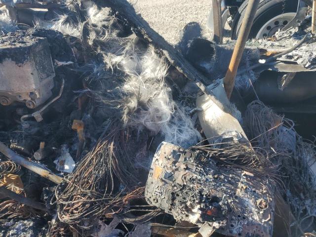 Freightliner Columbia 1 112 Image 4