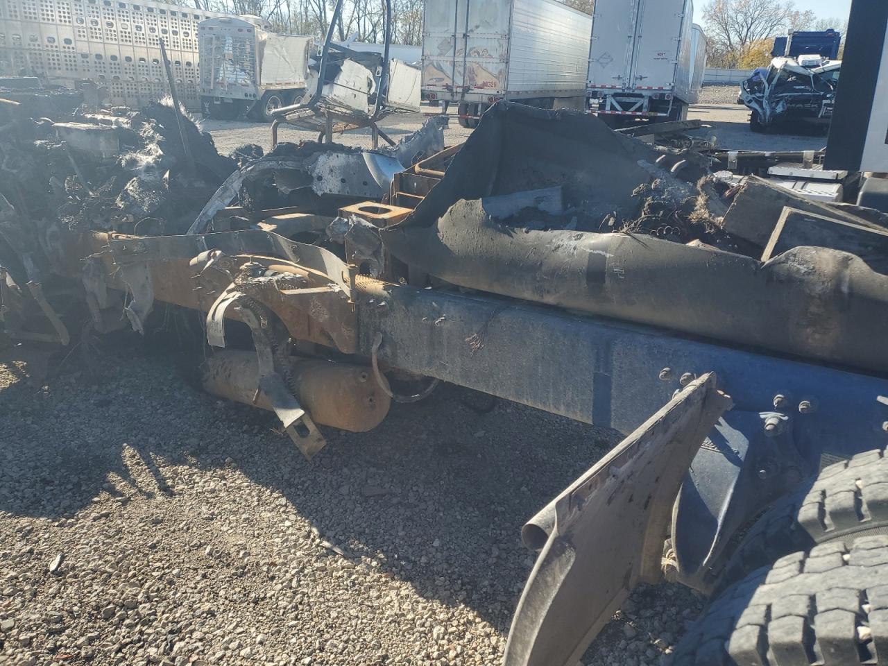 Freightliner Columbia 1 112 Image 3