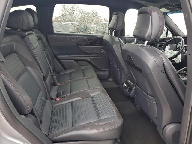 Lincoln Nautilus Reserve Image 8