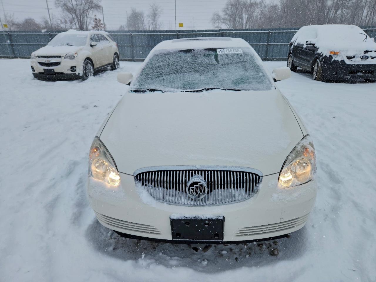 Buick Lucerne Cxl Image 5