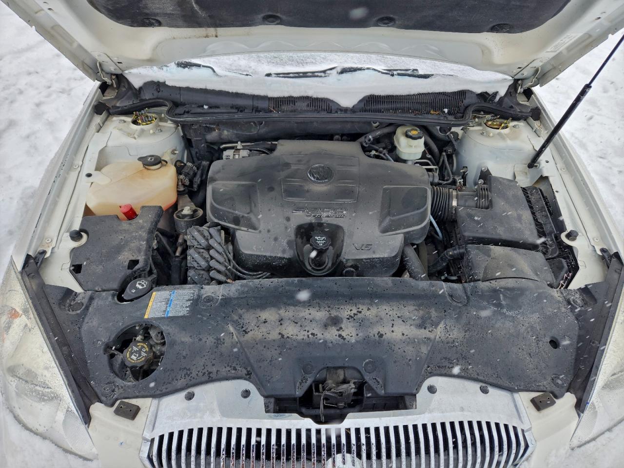 Buick Lucerne Cxl Image 8