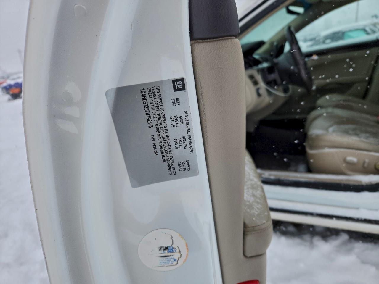 Buick Lucerne Cxl Image 10