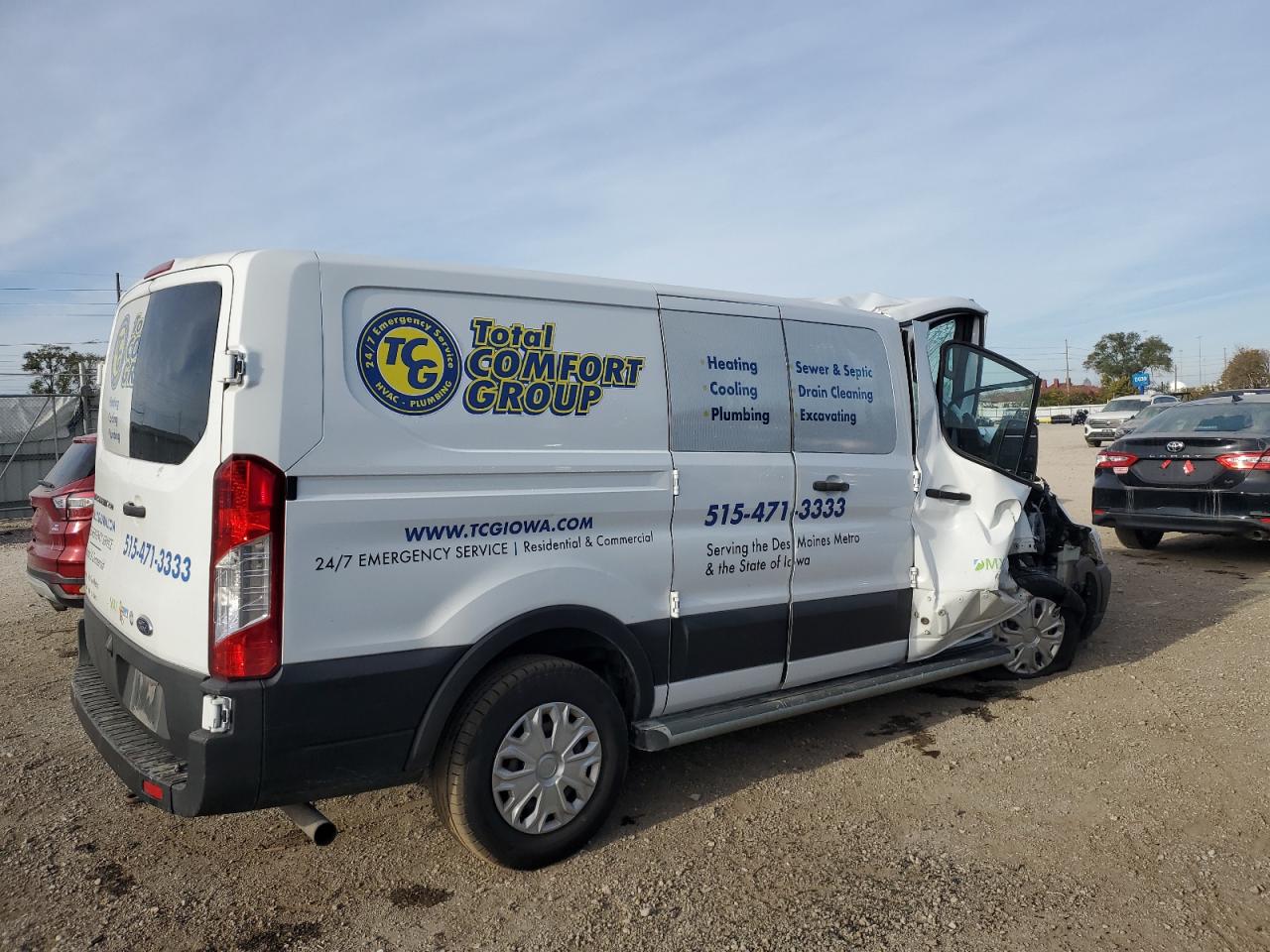 Ford Transit T-250 Image 2