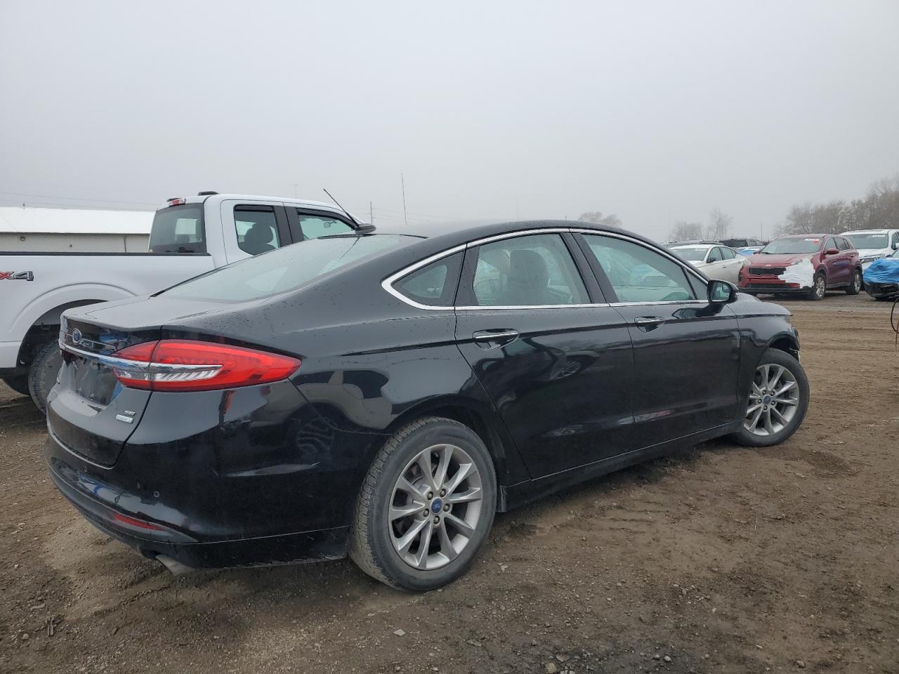 Ford Fusion Se Image 7