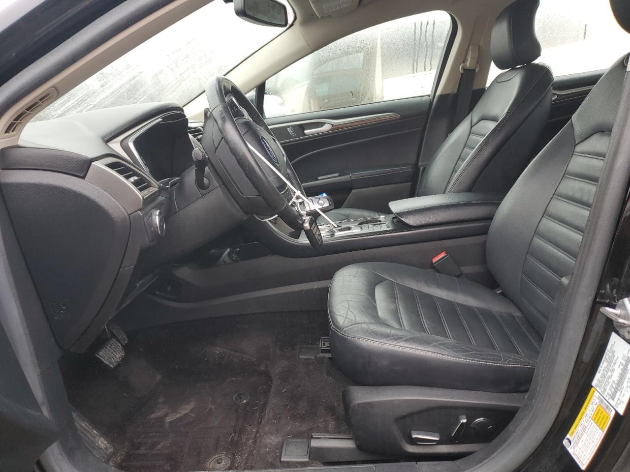 Ford Fusion Se Image 4