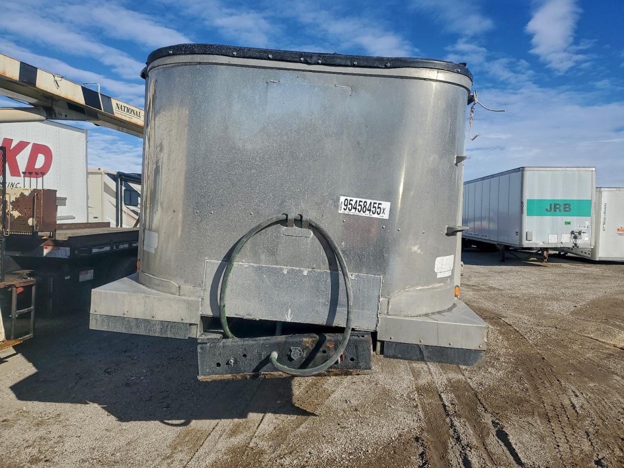 Schien Other Image 2