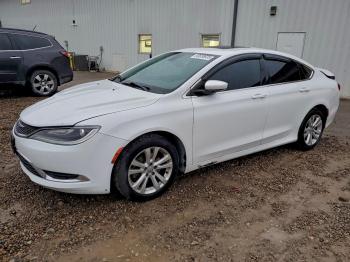  Salvage Chrysler 200