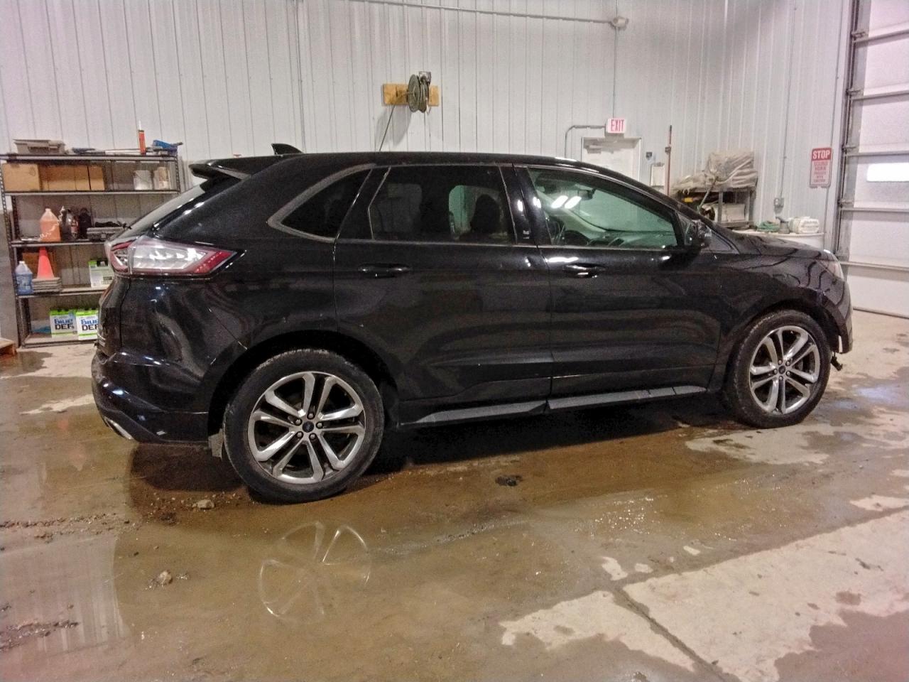 Ford Edge Sport Image 4