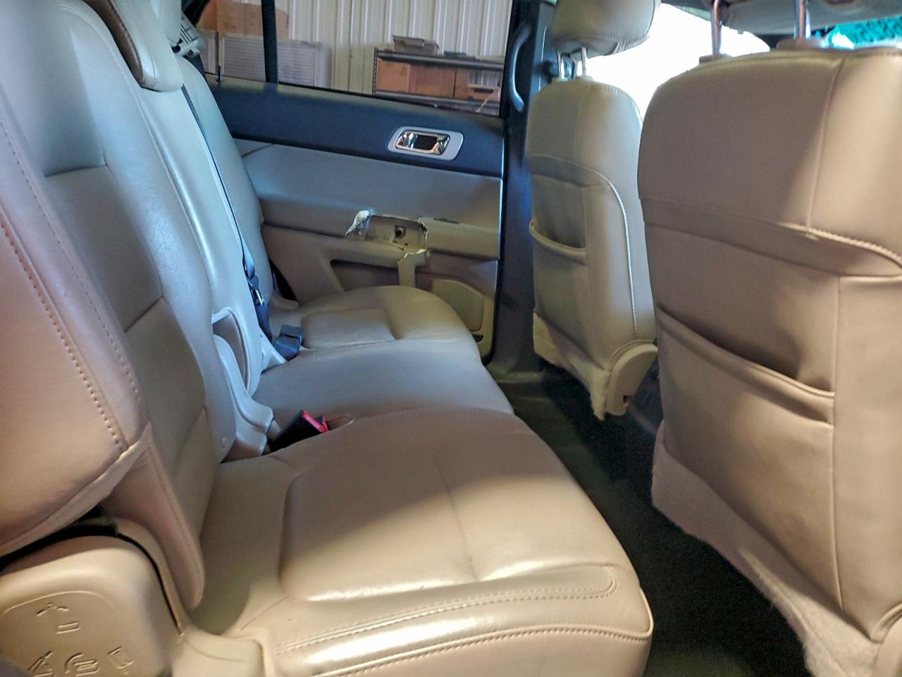 Ford Explorer Xlt Image 11