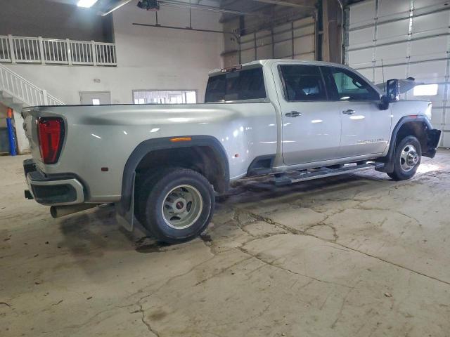 GMC Sierra K3500 Denali Image 4