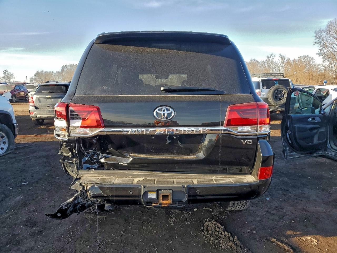 Toyota Land Cruis Vx-r Image 7