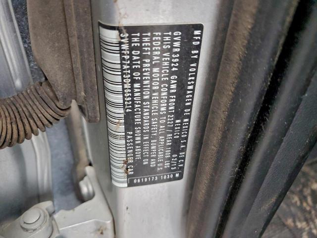 Volkswagen Beetle Image 3