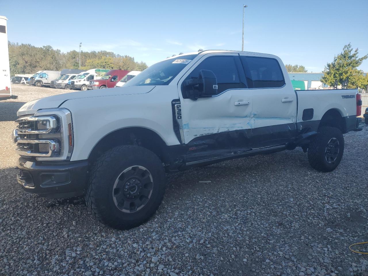 Ford F-350 Super Duty Image 1