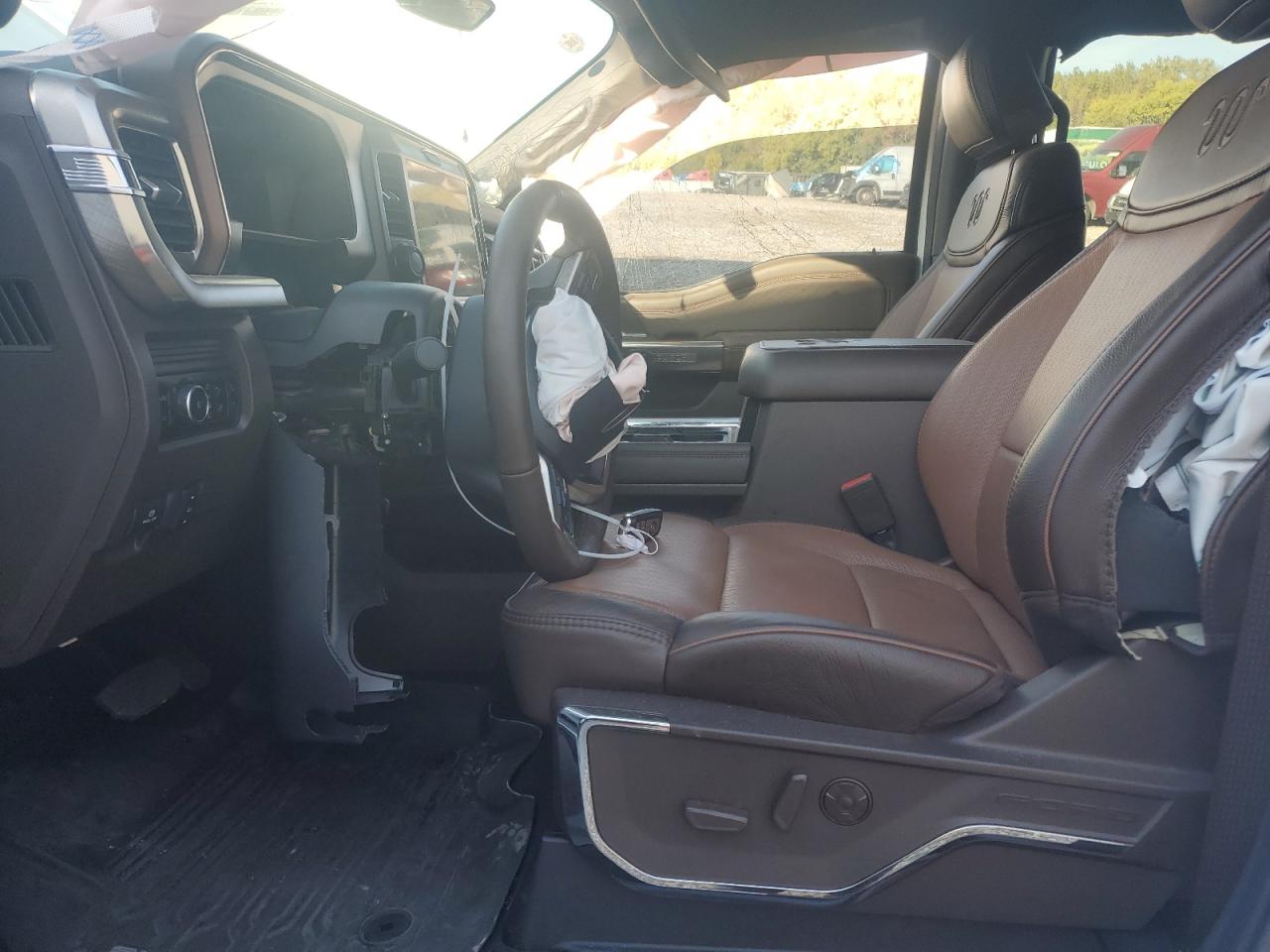 Ford F-350 Super Duty Image 4