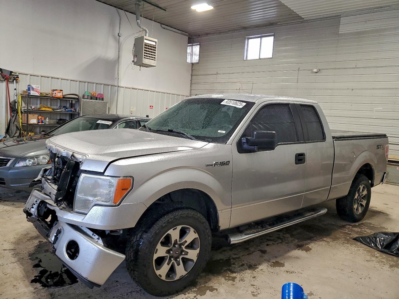 Ford F-150 Super Cab Image 1