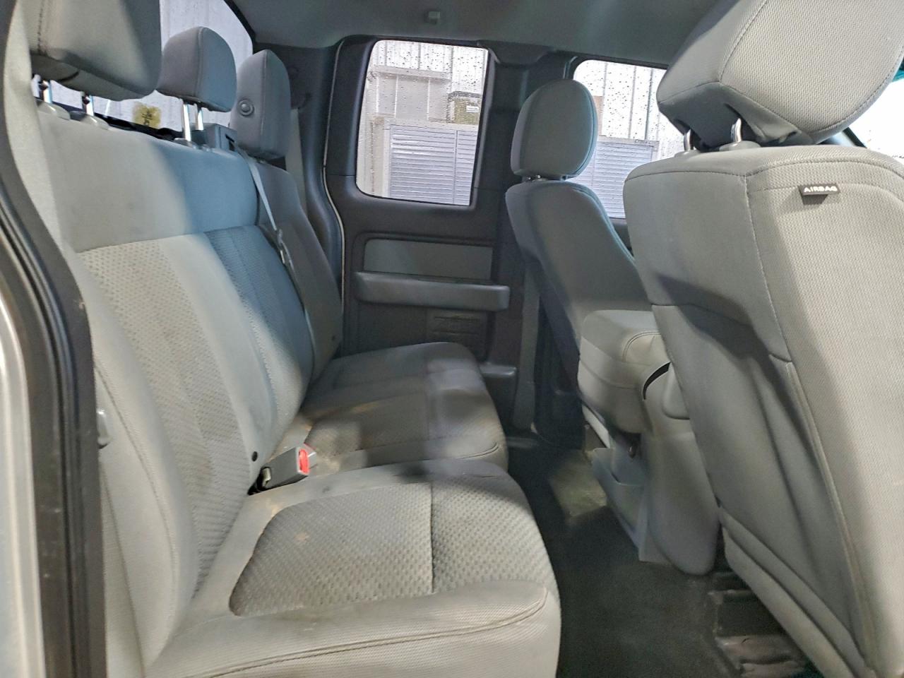 Ford F-150 Super Cab Image 10