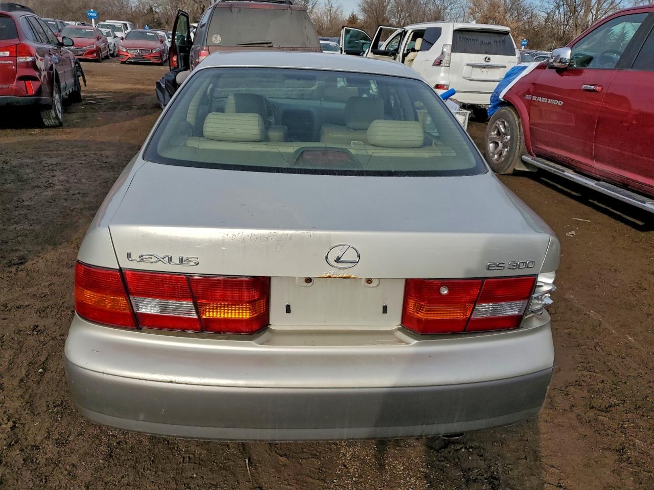 Lexus Es 300 Image 4