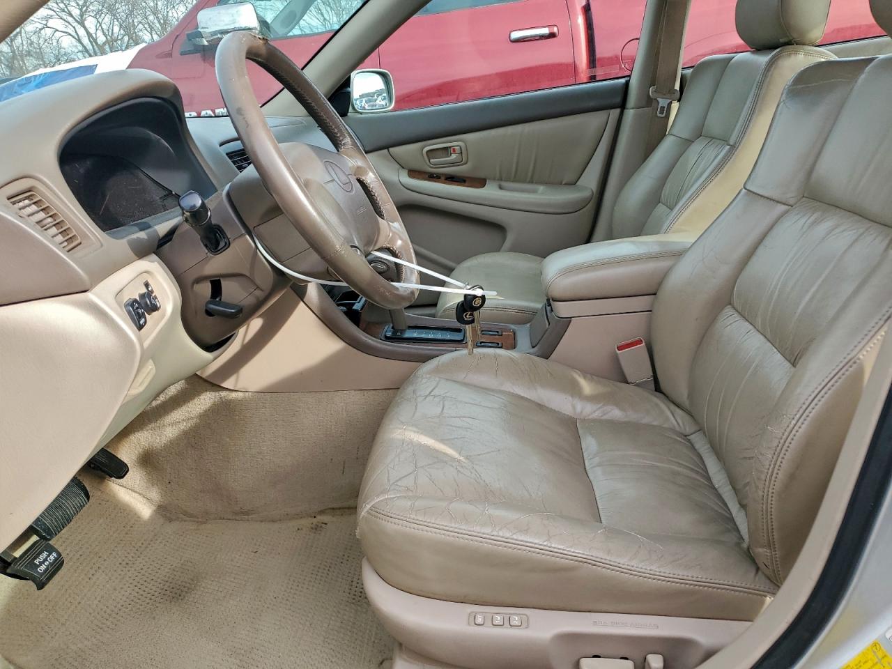 Lexus Es 300 Image 11