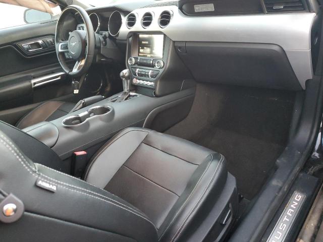 Ford Mustang Image 9