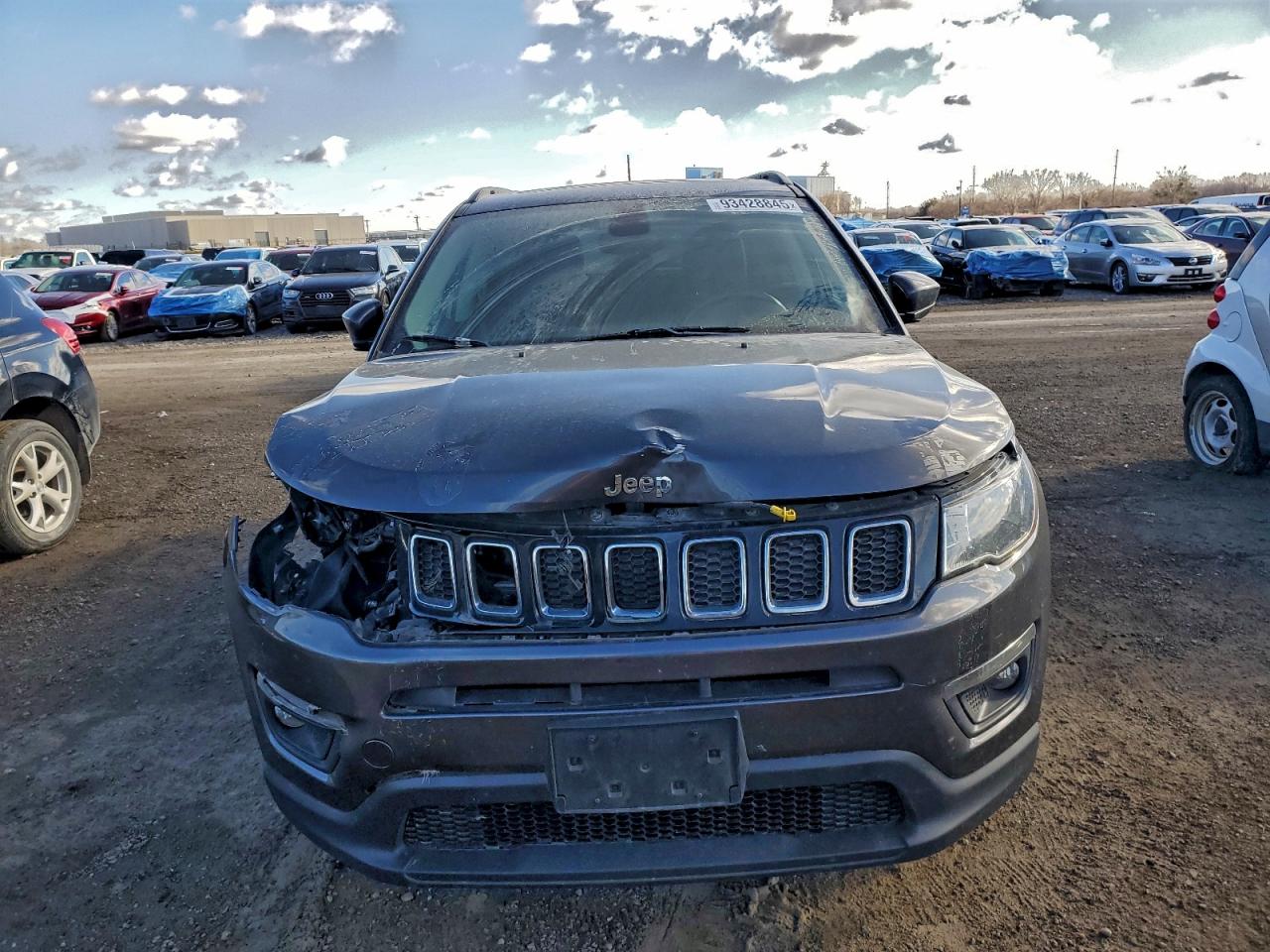 Jeep Compass Latitude Image 2