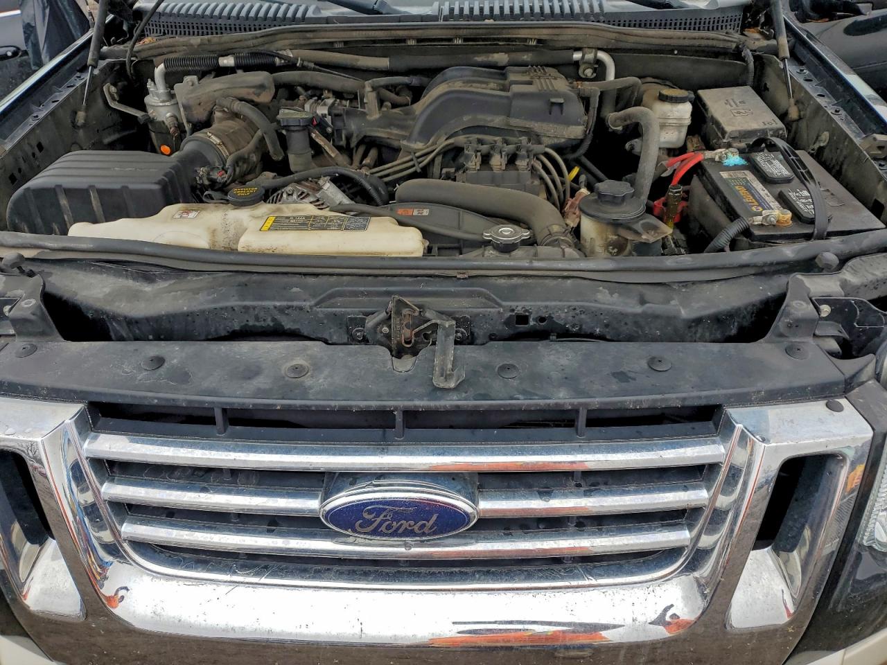 Ford Explorer Eddie Bauer Image 7