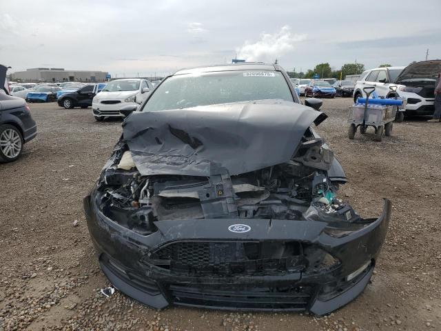 Ford Focus St Image 5