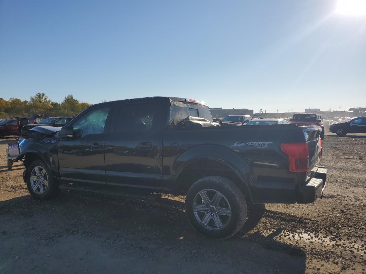 Ford F-150 Supercrew Image 2