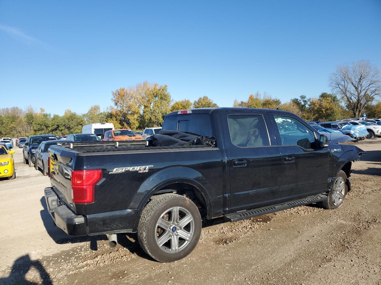 Ford F-150 Supercrew Image 11