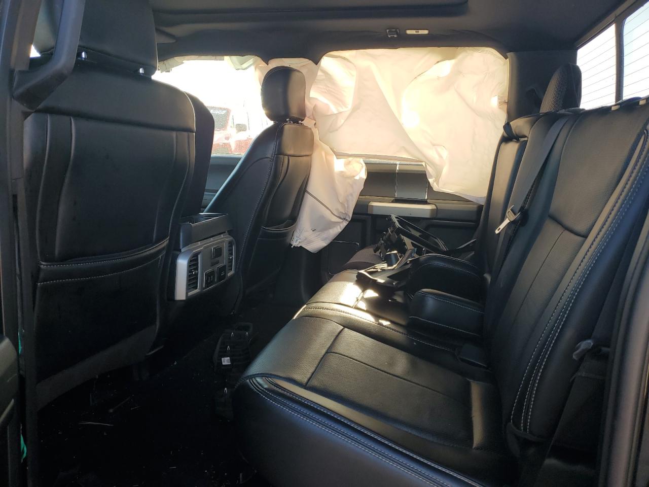 Ford F-150 Supercrew Image 7