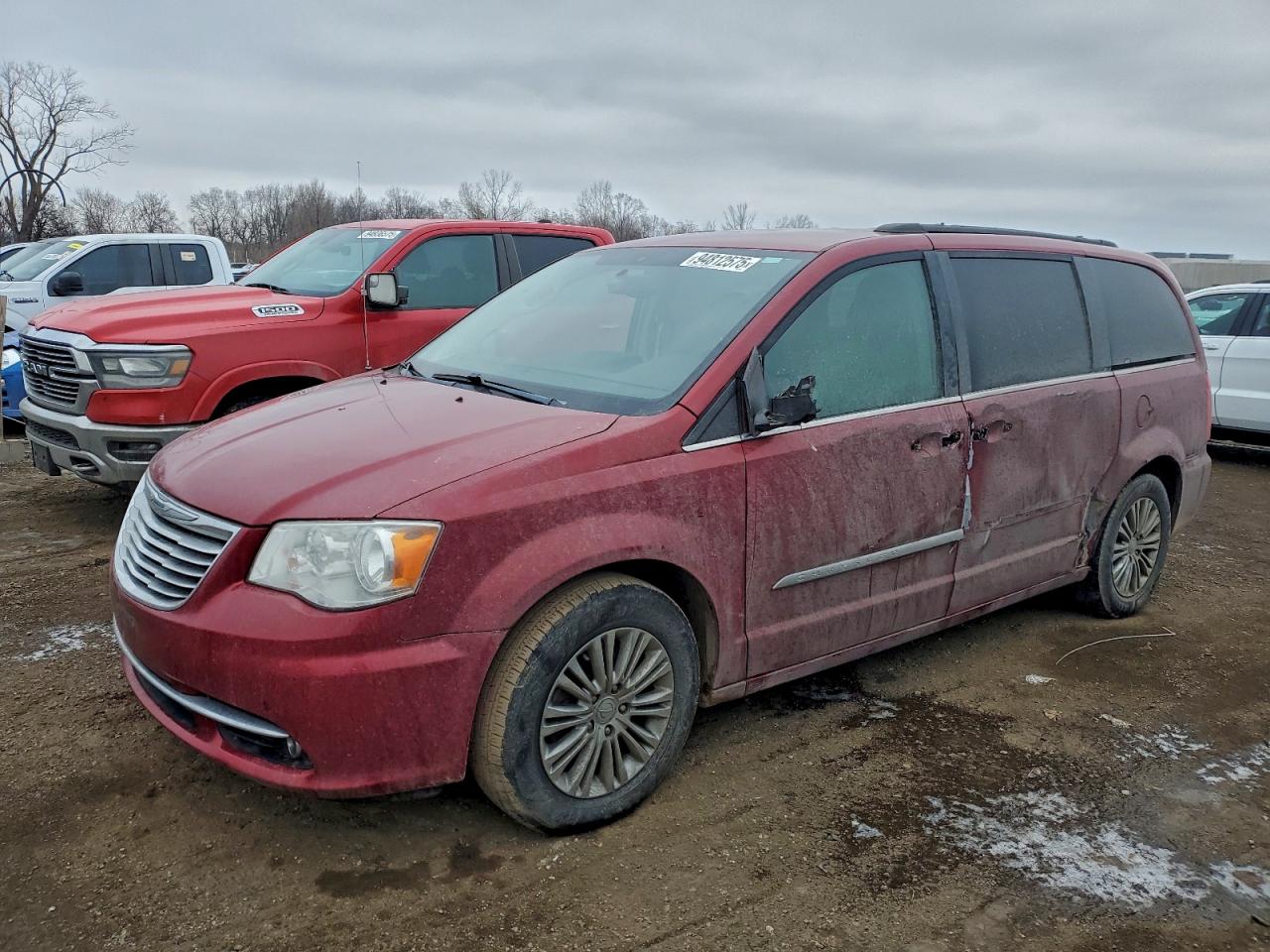 Chrysler Minivan Touring L Image 1