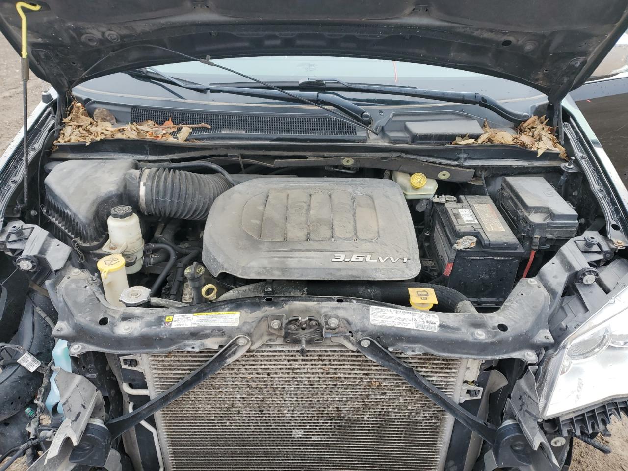 Chrysler Minivan Touring L Image 10