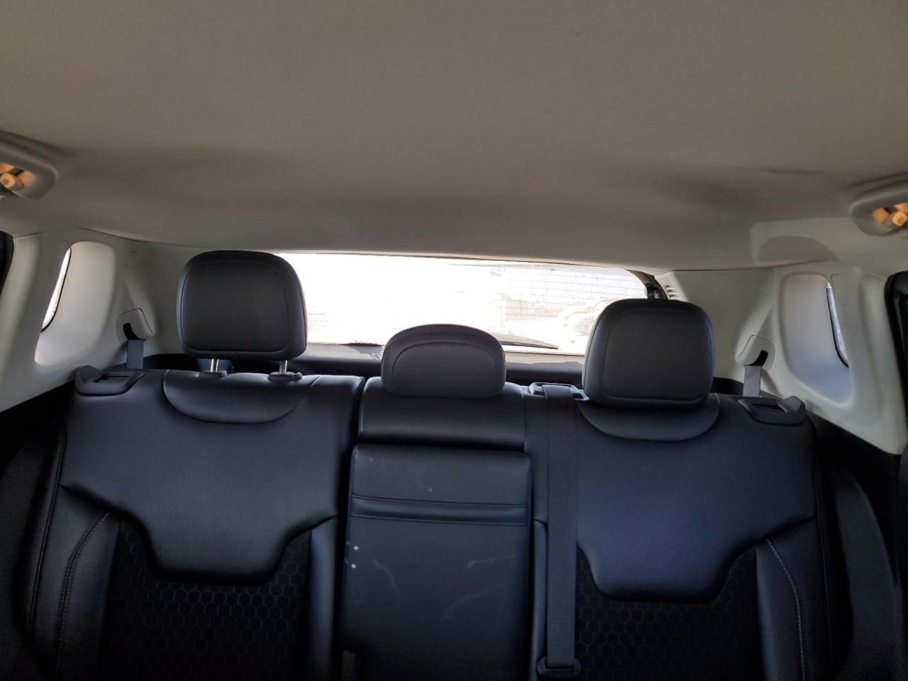 Jeep Compass Latitude Image 8