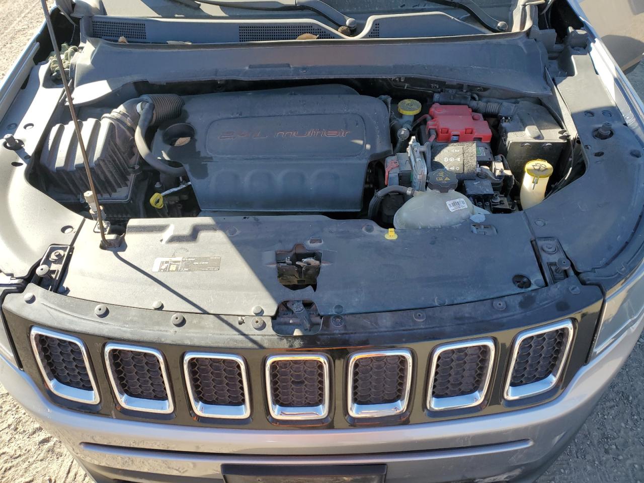 Jeep Compass Latitude Image 6