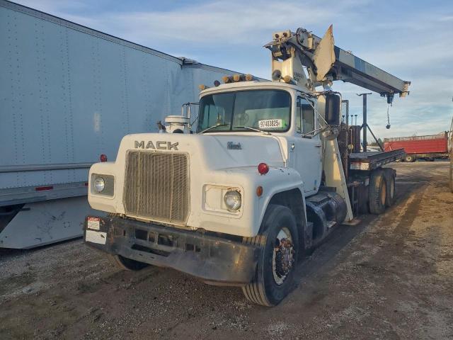 Mack R68651 Image 2