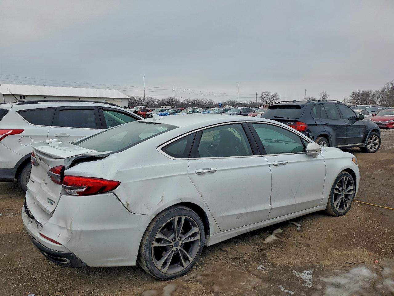 Ford Fusion Titanium Image 6