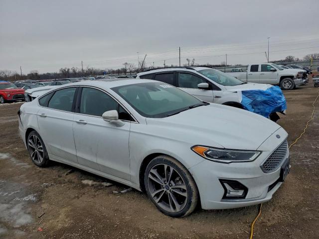 Ford Fusion Titanium Image 4