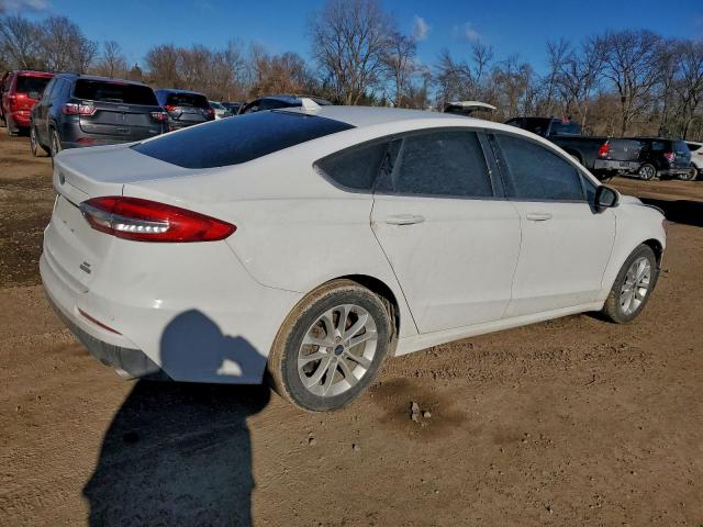 Ford Fusion Se Image 3