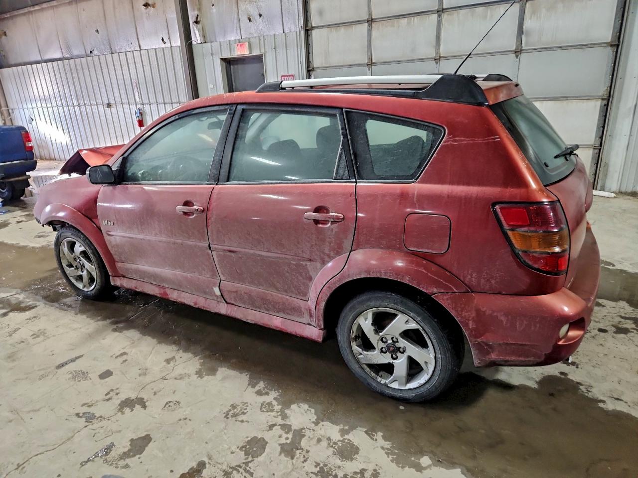 Pontiac Vibe Image 10