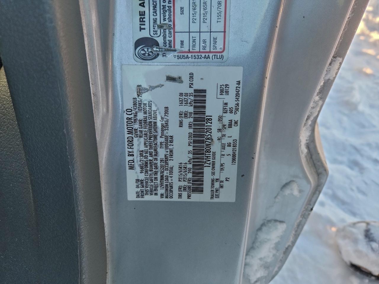 Ford Mustang Image 2